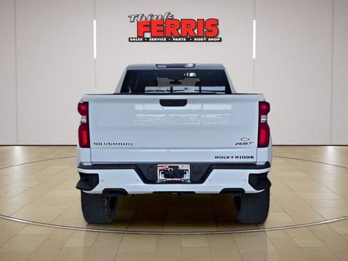 Used 2022 Chevrolet Silverado 1500 RST w/ Safety Package image 4