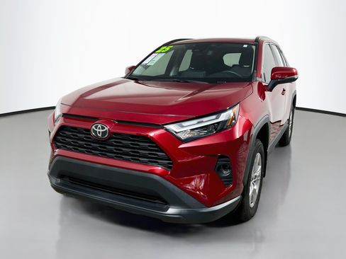 Used 2025 Toyota RAV4 XLE w/ Convenience Package FWD image 10