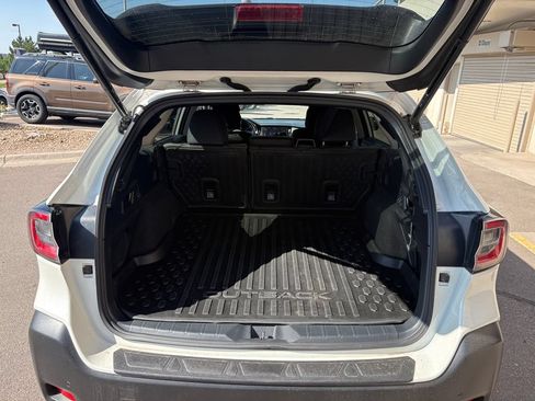 Used 2024 Subaru Outback Onyx Edition XT AWD/4WD image 25