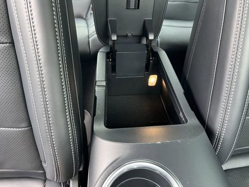 Used 2024 Ford Mustang GT Premium image 24