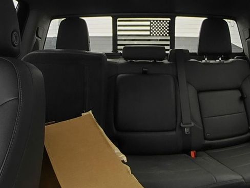 Used 2023 Chevrolet Silverado 1500 LT Trail Boss w/ LT Trail Boss Premium Package AWD/4WD image 10
