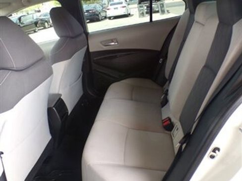 Used 2020 Toyota Corolla LE w/ Carpet Mat Package (TMS) image 18