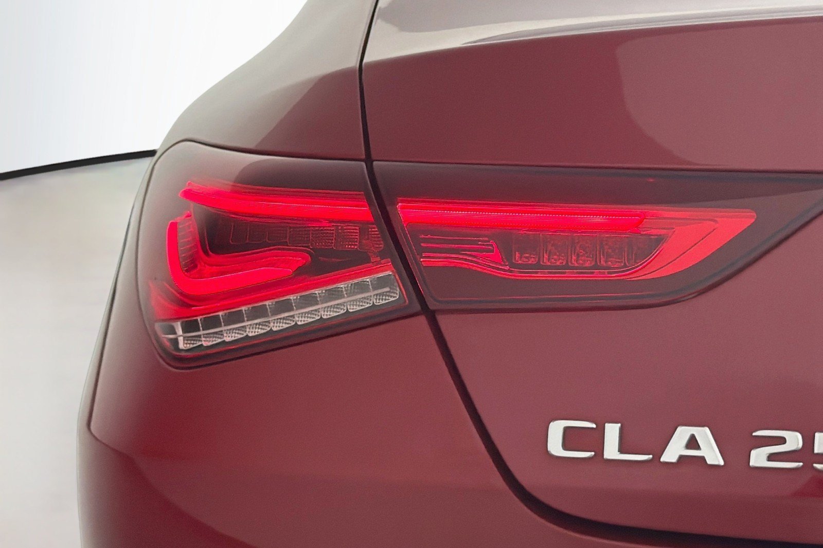 Used 2023 Mercedes-Benz CLA 250 image 18
