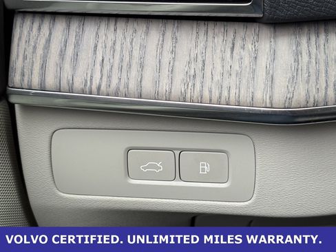 Certified 2023 Volvo XC90 T8 Plus w/ Protection Package Premier image 19