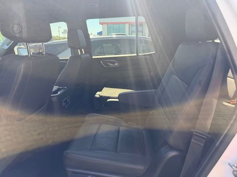 Used 2023 Chevrolet Tahoe LT w/ Luxury Package RWD image 17