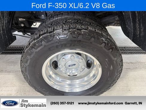 Used 2022 Ford F350 XL w/ Power Equipment Group AWD/4WD image 5