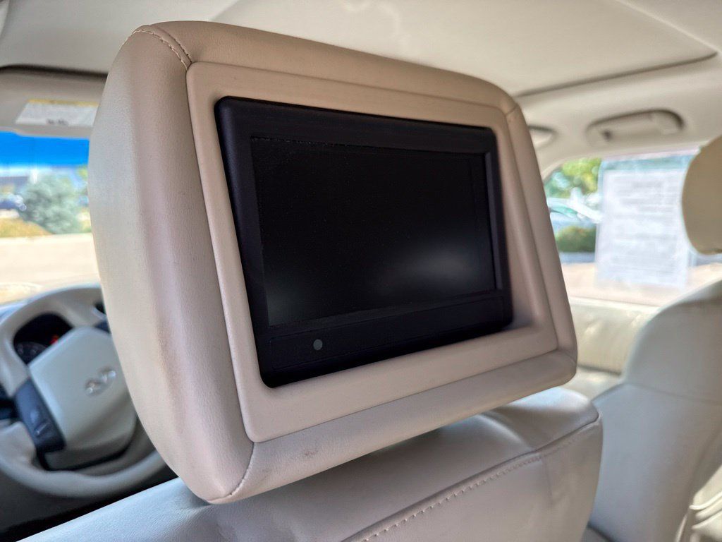 Used 2014 INFINITI QX80 4WD w/ Theater Package image 8