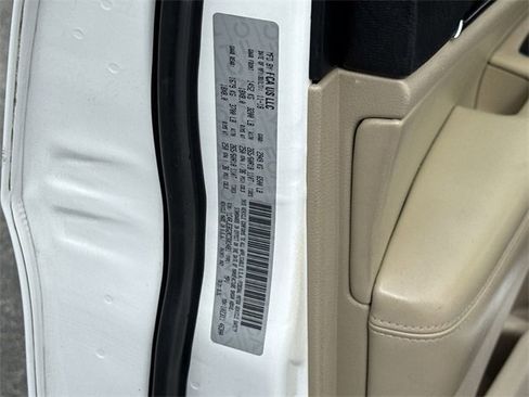 Used 2019 Jeep Grand Cherokee Limited w/ Luxury Group II image 42