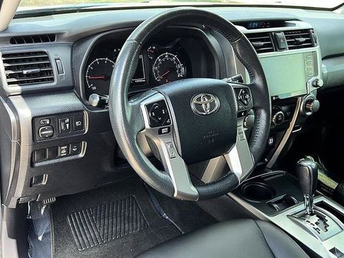 Used 2022 Toyota 4Runner SR5 RWD image 13