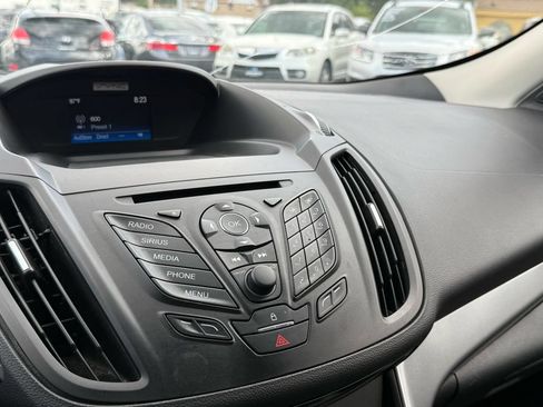 Used 2016 Ford Escape SE AWD/4WD image 15