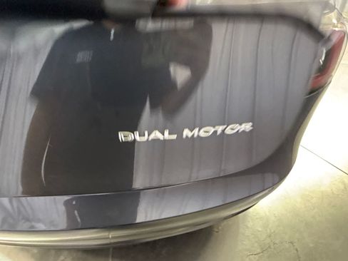 Used 2022 Tesla Model 3 Long Range AWD/4WD image 14