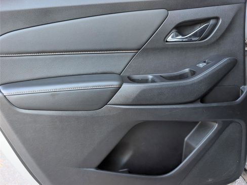 Used 2018 Chevrolet Traverse Premier w/ Redline Edition image 28