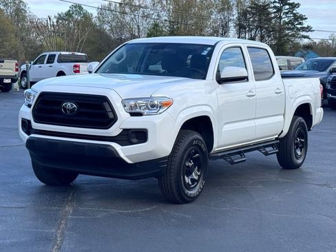 Used 2023 Toyota Tacoma SR AWD/4WD image 2