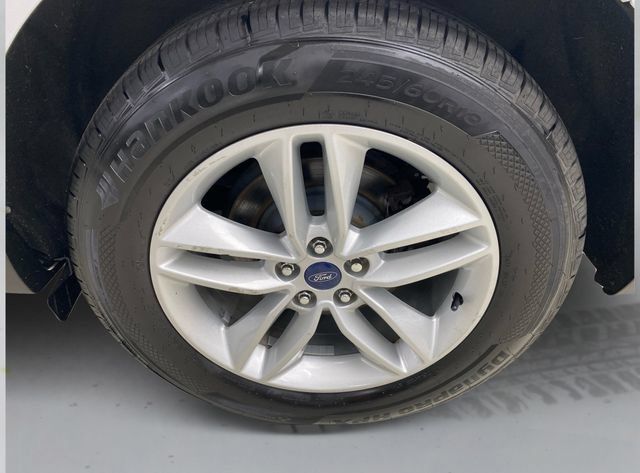 Used 2015 Ford Edge SEL AWD/4WD image 18