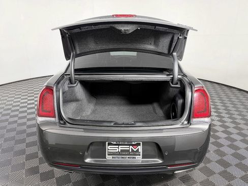 Used 2023 Chrysler 300 S RWD image 12
