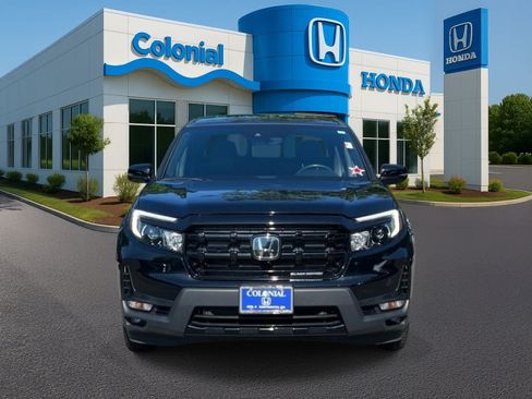 Used 2025 Honda Ridgeline Black Edition image 10