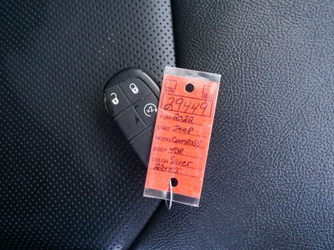 Used 2022 Jeep Compass Latitude w/ Sun and Sound Group image 32