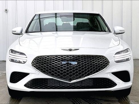New 2026 Genesis G70 2.5T image 3
