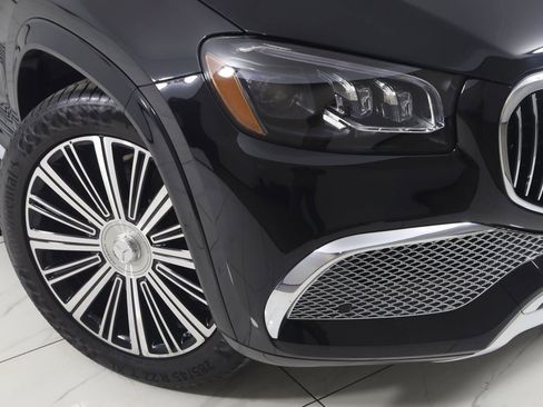 Used 2022 Mercedes-Benz Maybach GLS 600 4MATIC image 28