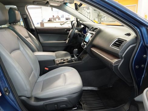 Used 2019 Subaru Outback 2.5i Limited w/ Popular Package #2 image 36