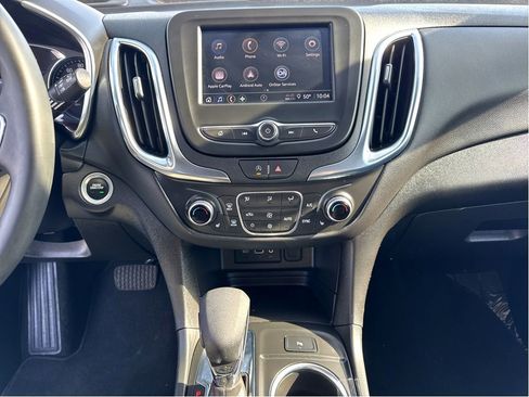 Used 2024 Chevrolet Equinox LT image 19