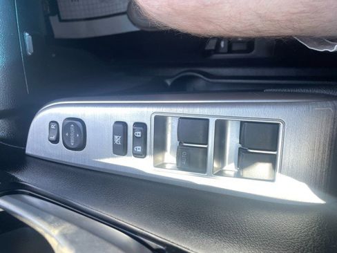Used 2014 Toyota Camry SE FWD image 41