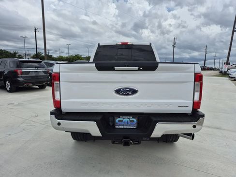 Used 2017 Ford F250 Lariat w/ Chrome Package AWD/4WD image 7