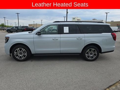 Used 2025 Ford Expedition Max Active AWD/4WD image 2