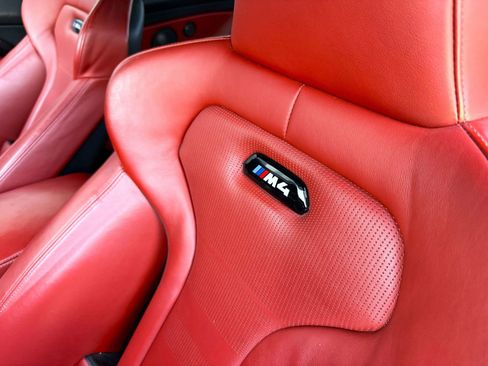 Used 2018 BMW M4 Coupe RWD image 27