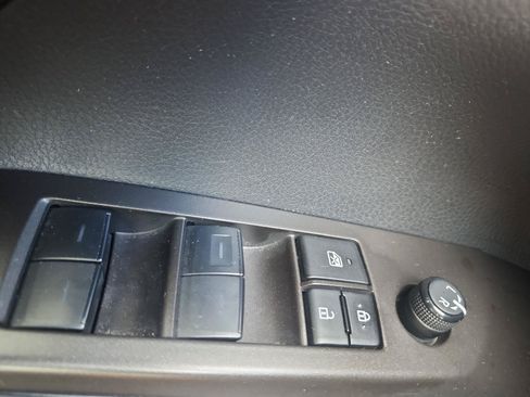 Used 2023 Toyota Camry SE FWD image 21