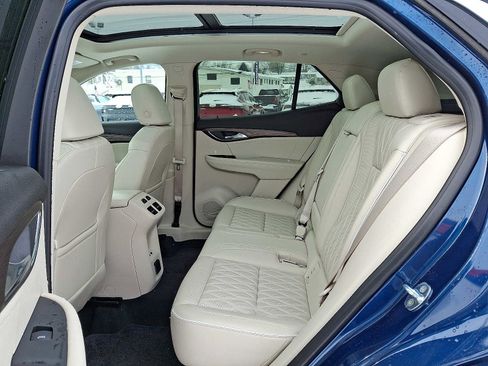 Used 2023 Buick Envision Avenir image 10