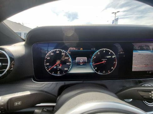 Used 2020 Mercedes-Benz E 350 Sedan image 11