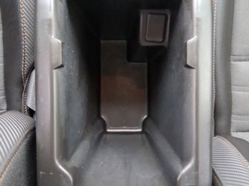 Used 2022 GMC Canyon AT4 image 22