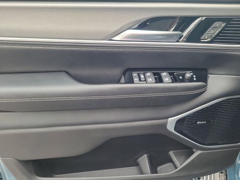 New 2026 Jeep Grand Wagoneer Limited AWD/4WD image 30