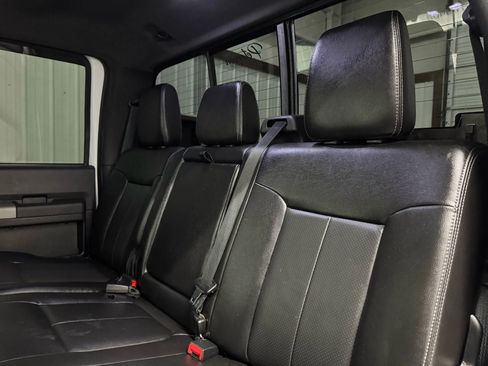 Used 2016 Ford F250 Lariat w/ Lariat Interior Package image 19