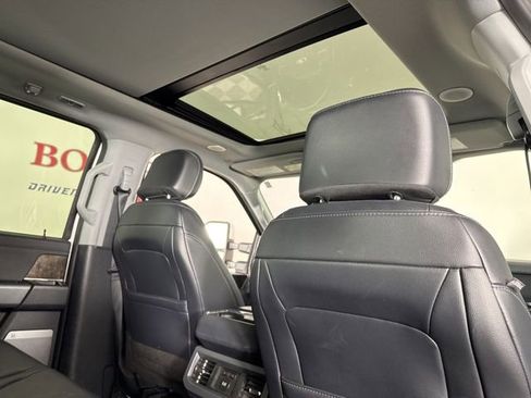 Used 2024 Ford F250 Lariat w/ Lariat Ultimate Package image 19