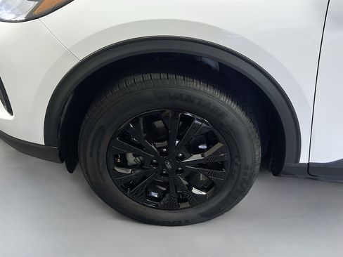 Used 2025 Ford Escape Active image 34