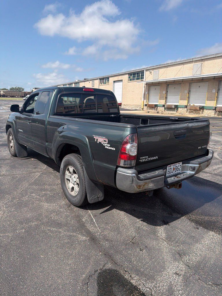 Used 2010 Toyota Tacoma 4x4 Access Cab V6 w/ TRD Off-Road Pkg image 8