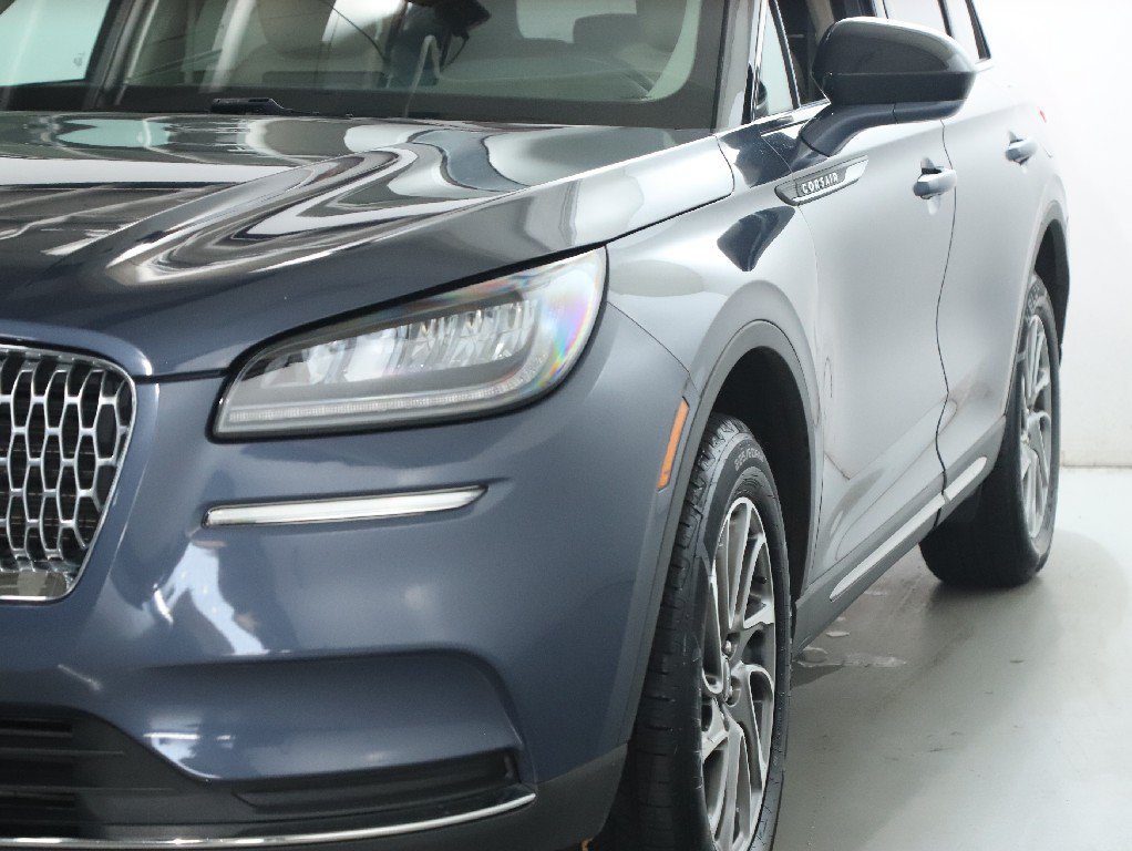 Used 2022 Lincoln Corsair AWD w/ Equipment Group 101A image 4