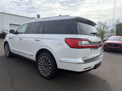 Used 2019 Lincoln Navigator Reserve w/ Cargo Package AWD/4WD image 3