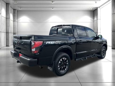Used 2021 Nissan Titan PRO-4X w/ Pro-4x Convenience Package image 7