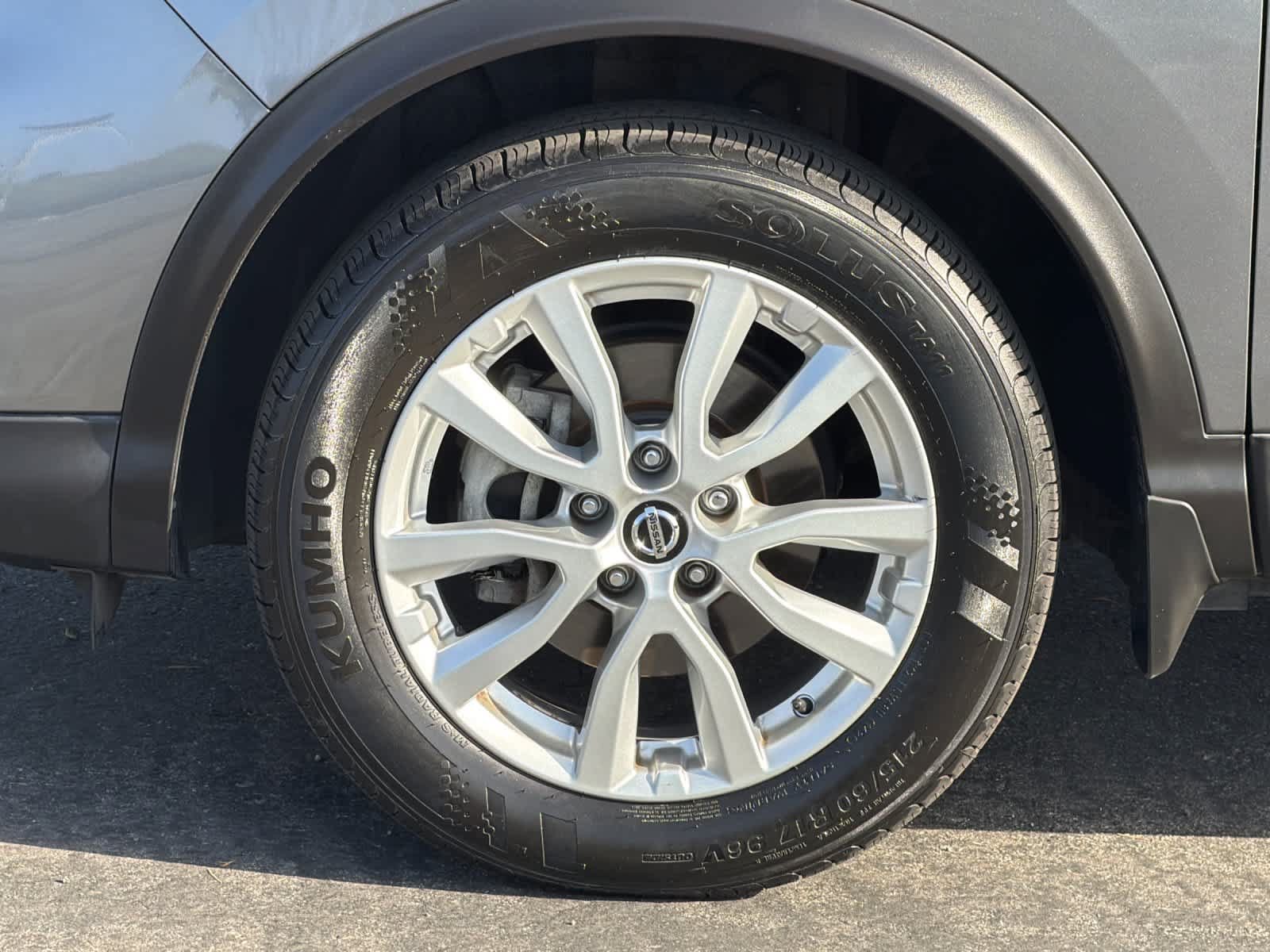 Used 2020 Nissan Rogue Sport SV FWD image 26