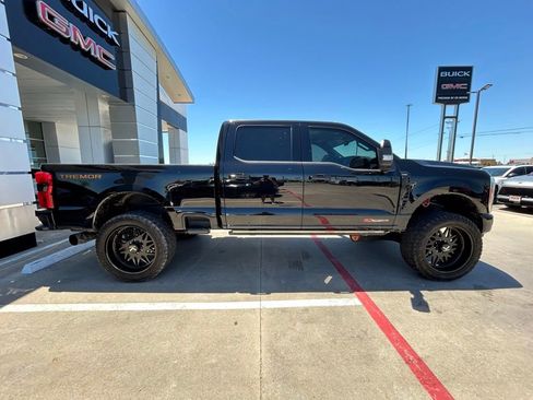 Used 2023 Ford F250 Lariat w/ Tremor Off-Road Package AWD/4WD image 4