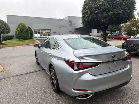 Certified 2023 Lexus ES 350 w/ Premium Package FWD image 20