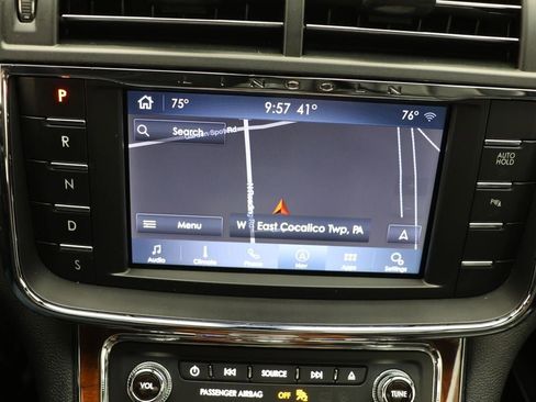 Used 2019 Lincoln Continental AWD w/ Equipment Group 500A image 27