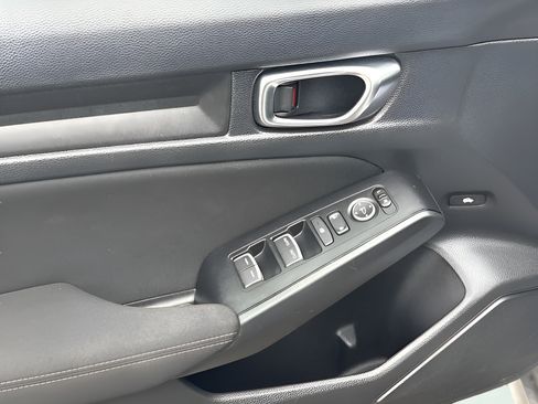 Used 2024 Honda Civic Sport image 15
