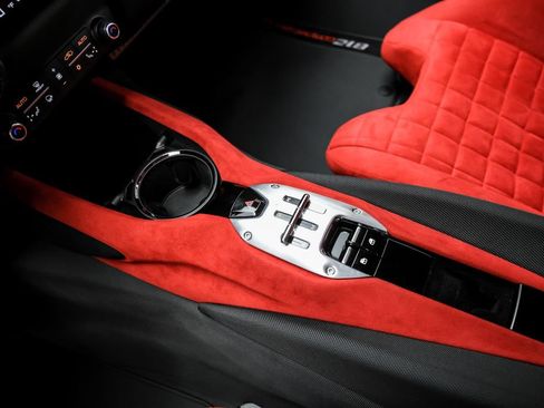 Used 2023 Ferrari 812 Competizione RWD image 27