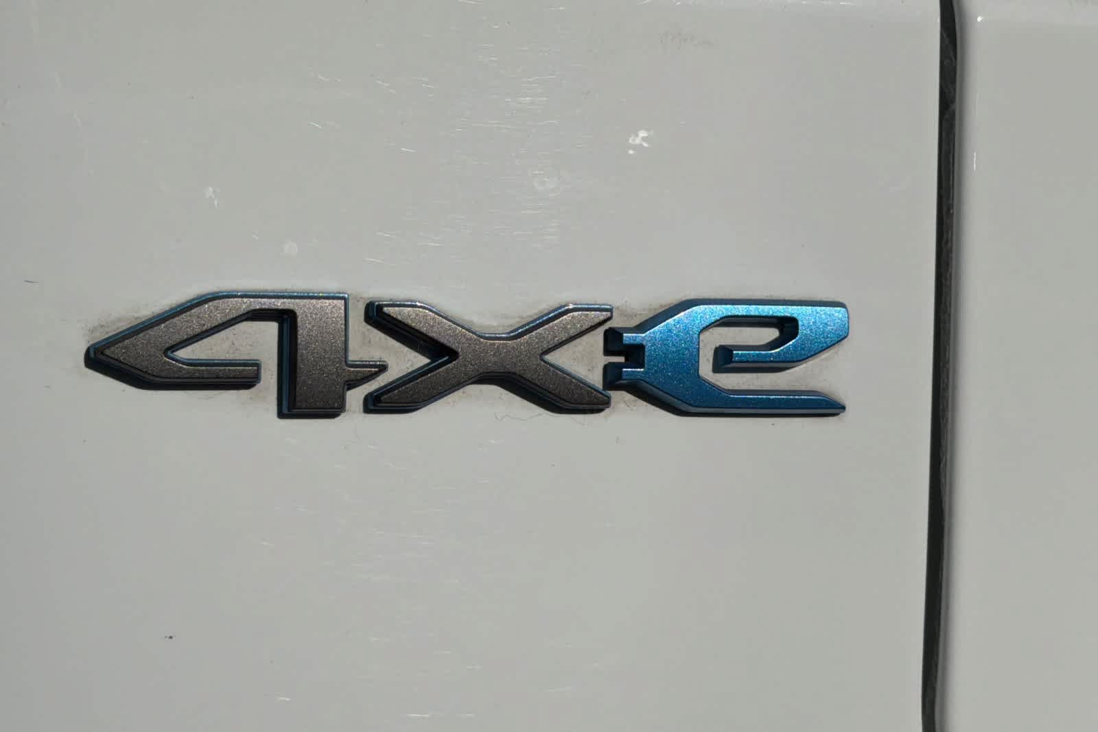 Used 2024 Jeep Wrangler Unlimited AWD/4WD image 12