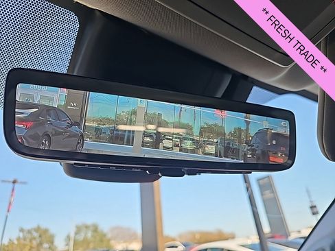 Used 2022 Toyota Highlander Platinum image 11