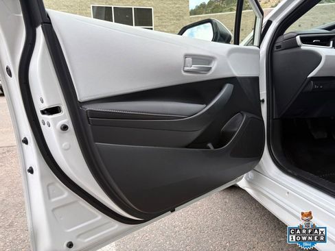 Certified 2025 Toyota Corolla SE w/ SE Package image 14